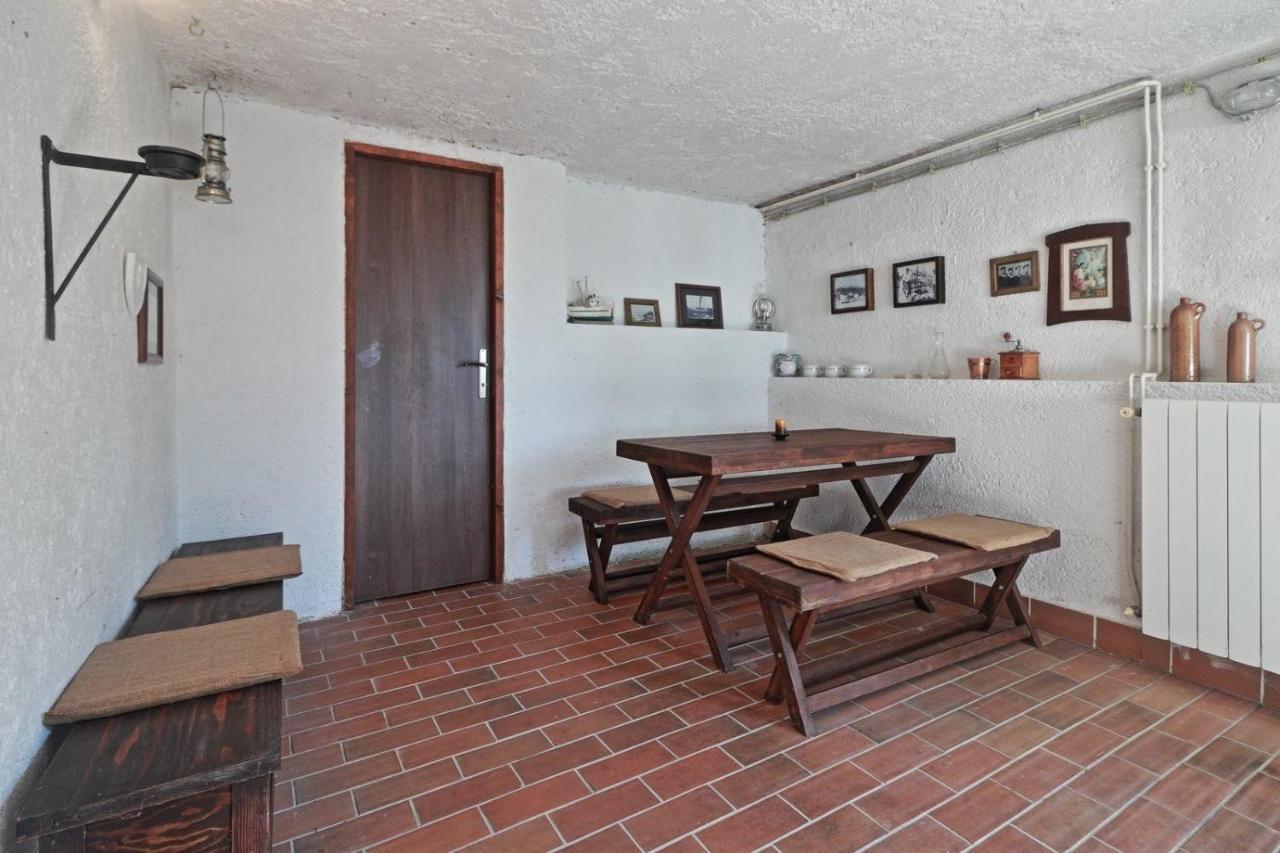 Two Olives Villa Vrbnik  Dış mekan fotoğraf